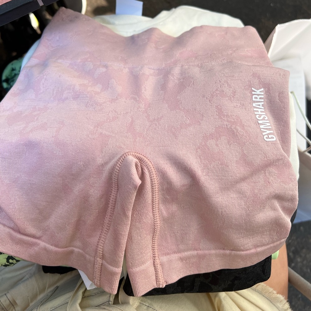 Pink adapt camo shorts xs